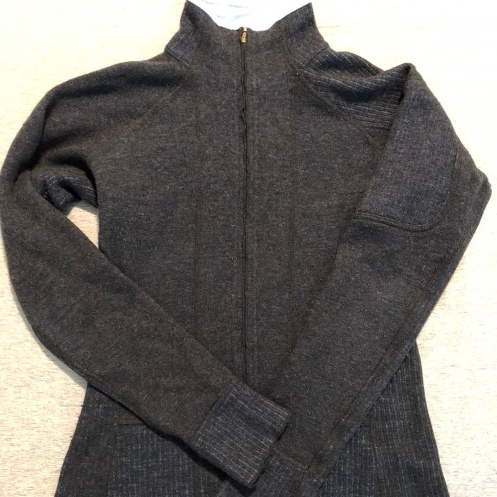 Mountain Hardware Full Zip Cardigan